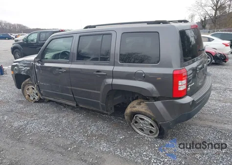 2017 Jeep Patriot Sport 4X4 z USA, uszkodzony, nr VIN 1C4NJRBB5HD145139